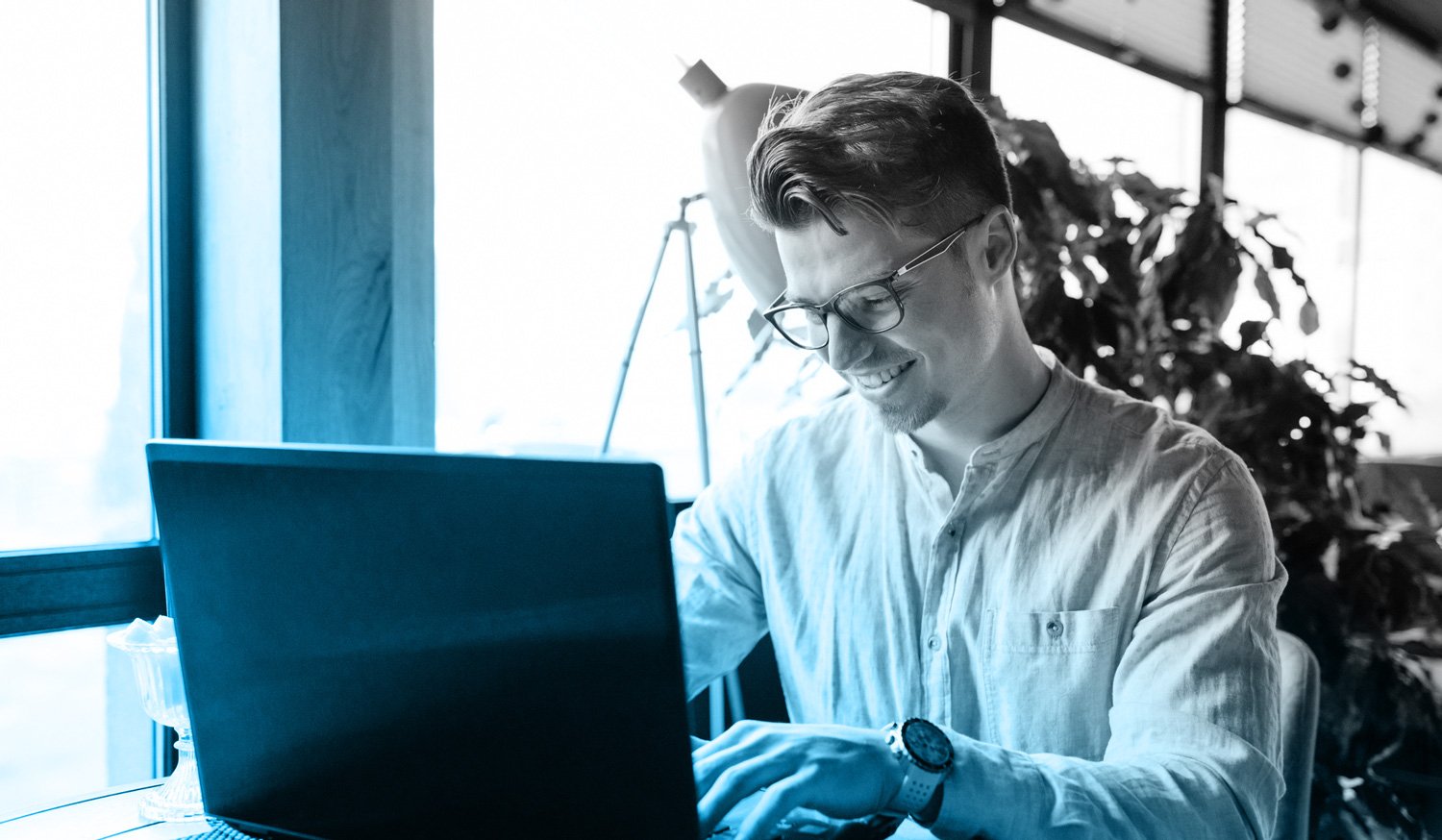 Ebooks and handouts - man sitting at computer